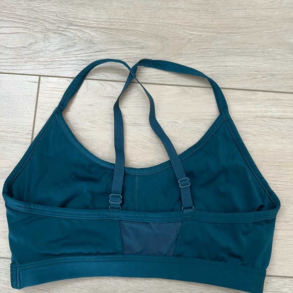 Gymshark Ruched Sports Bra - Picture 2 of 4